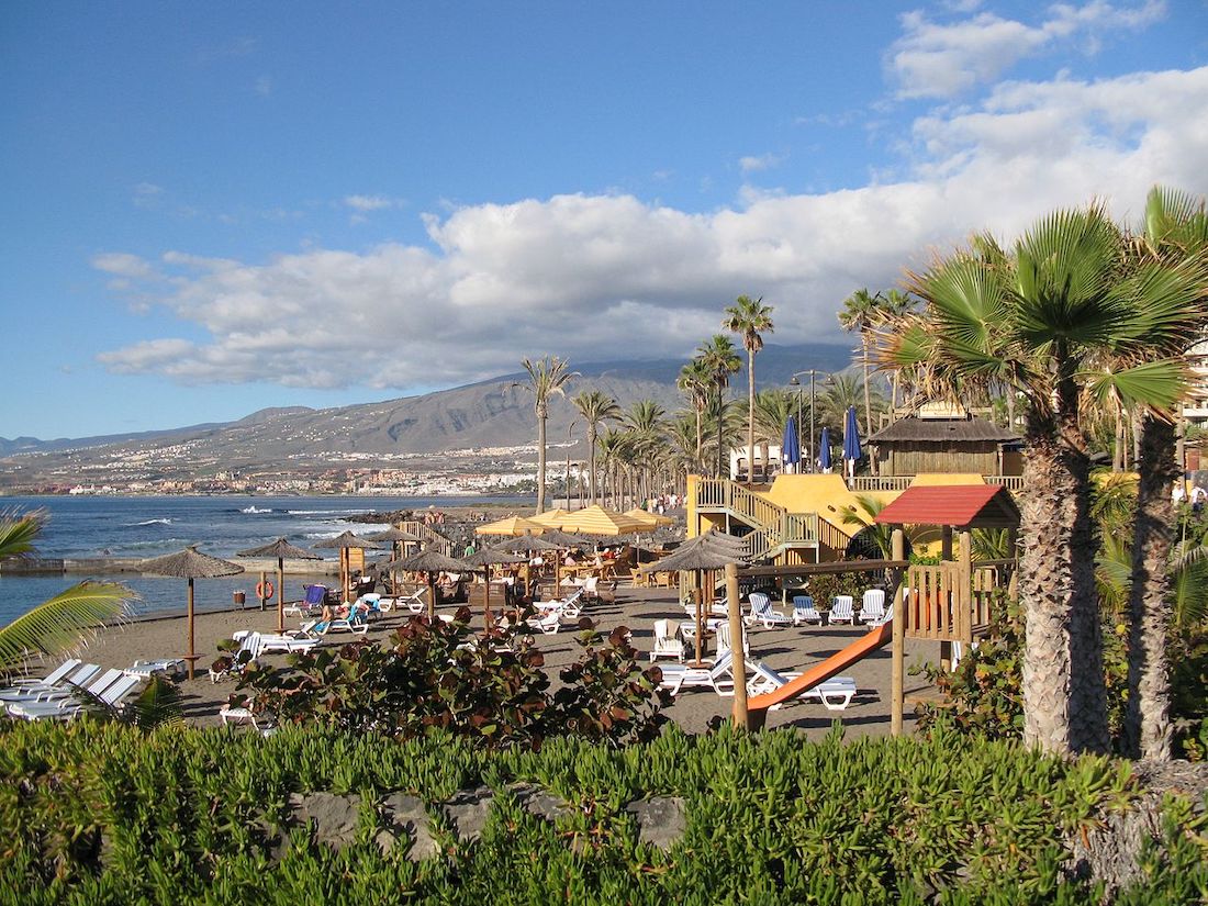 Las Americas